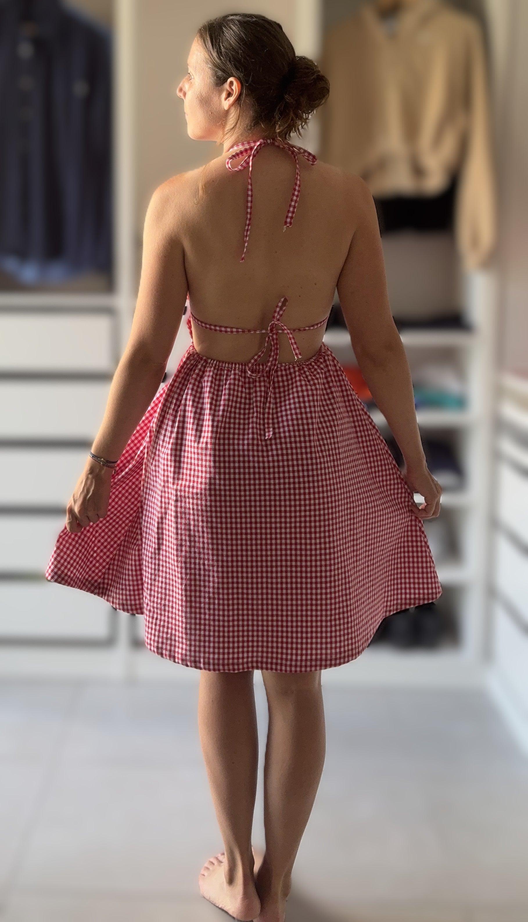 ROBE DOS NU ELASTIQUE VICHY ROUGE